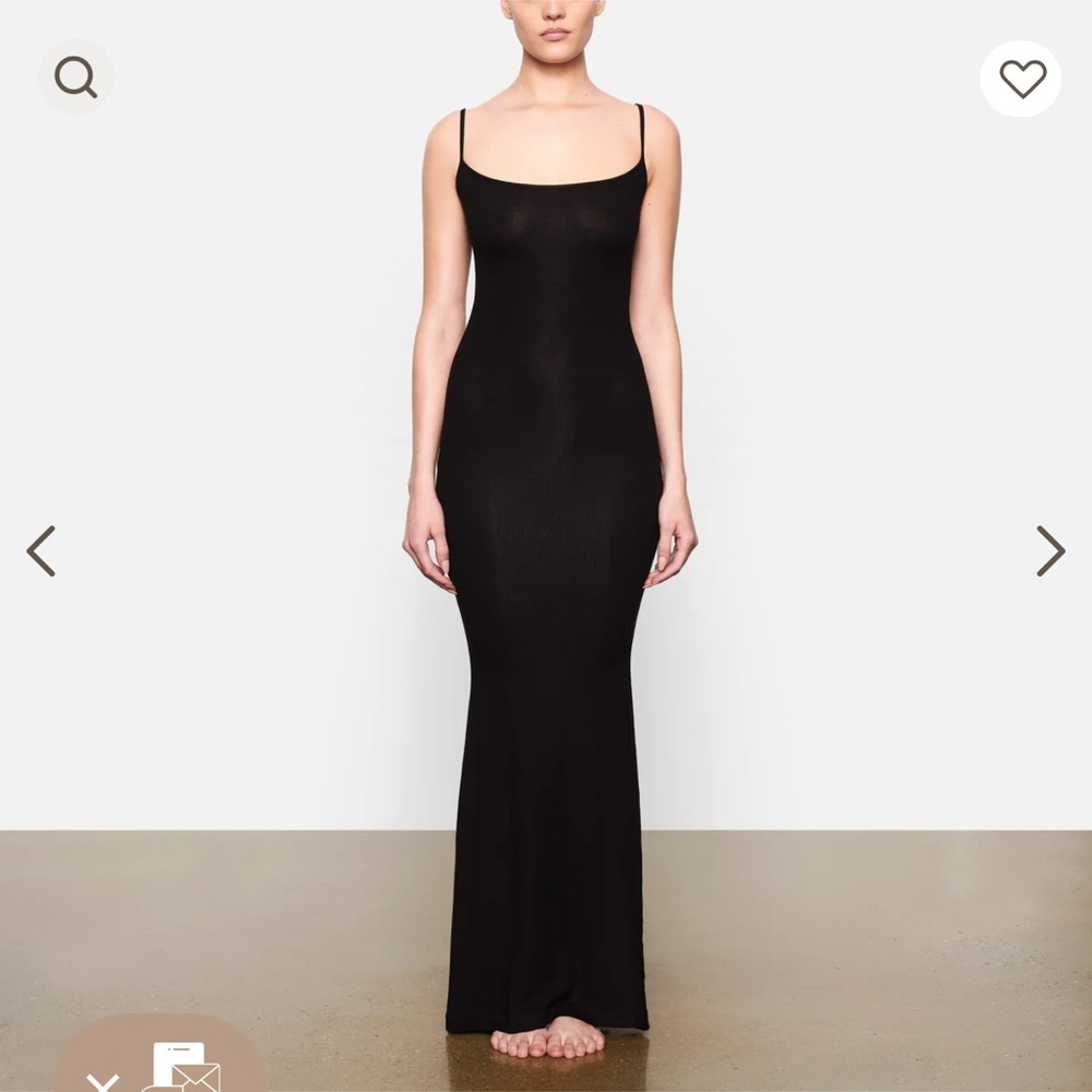 Skims maxi black size medium NWT